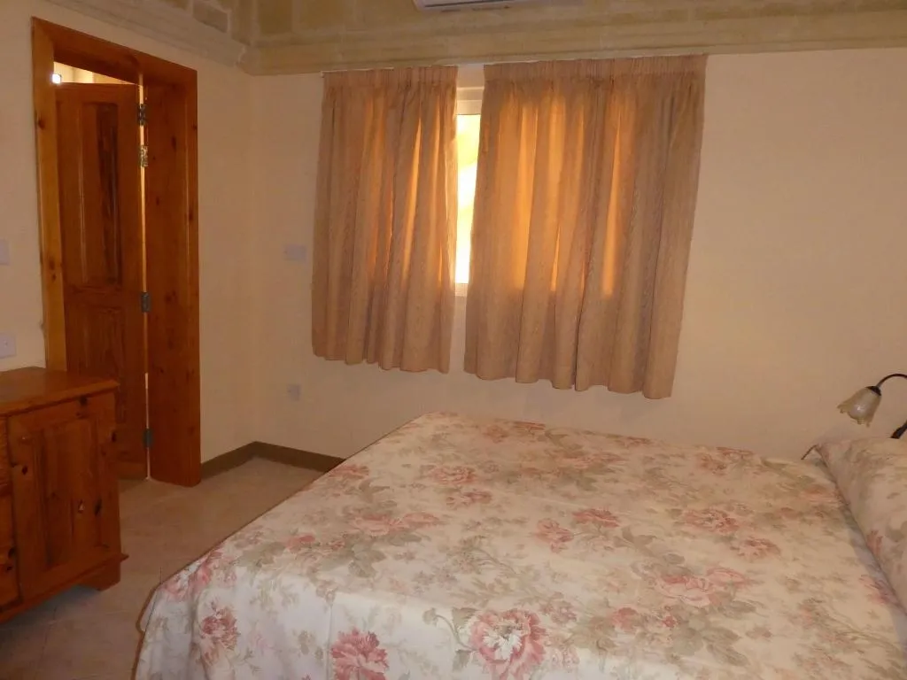 Room, San Antonio Guest House, Gozo