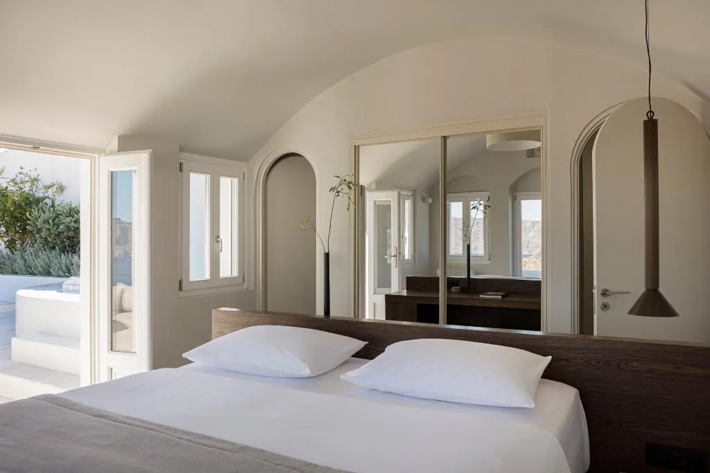 VILLA STANDARD Room, Canaves Oia Suites, Santorini