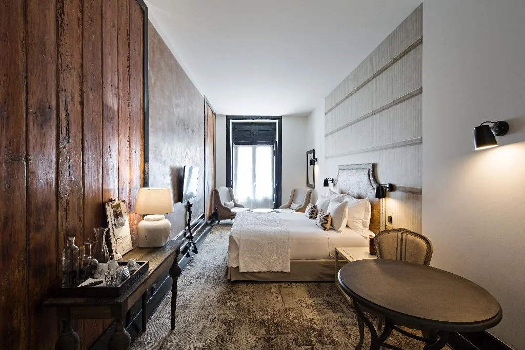 SUITE DELUXE Room, AlmaLusa Baixa Chiado, Lisbon