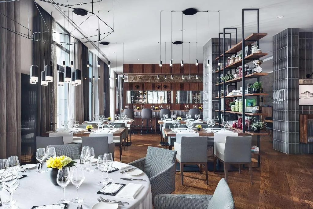 Restaurant, Hilton Gdansk, Gdansk