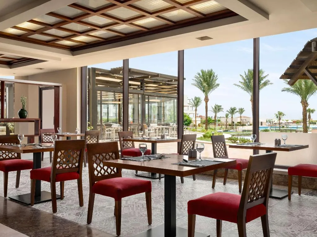 Restaurant, Mövenpick Waterpark Resort & Spa Soma Bay, Red Sea Riviera