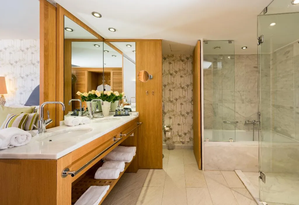 BUNGALOW SEA VIEW WITH PRIVATE POOL Room, Aquila Elounda Village Resort, suites & spa, Crete