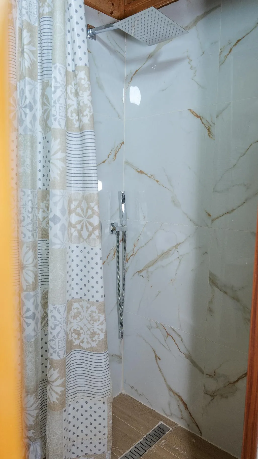 TRIPLE BASIC Room, Dolanit Hotels Vila E Drurit, Durres
