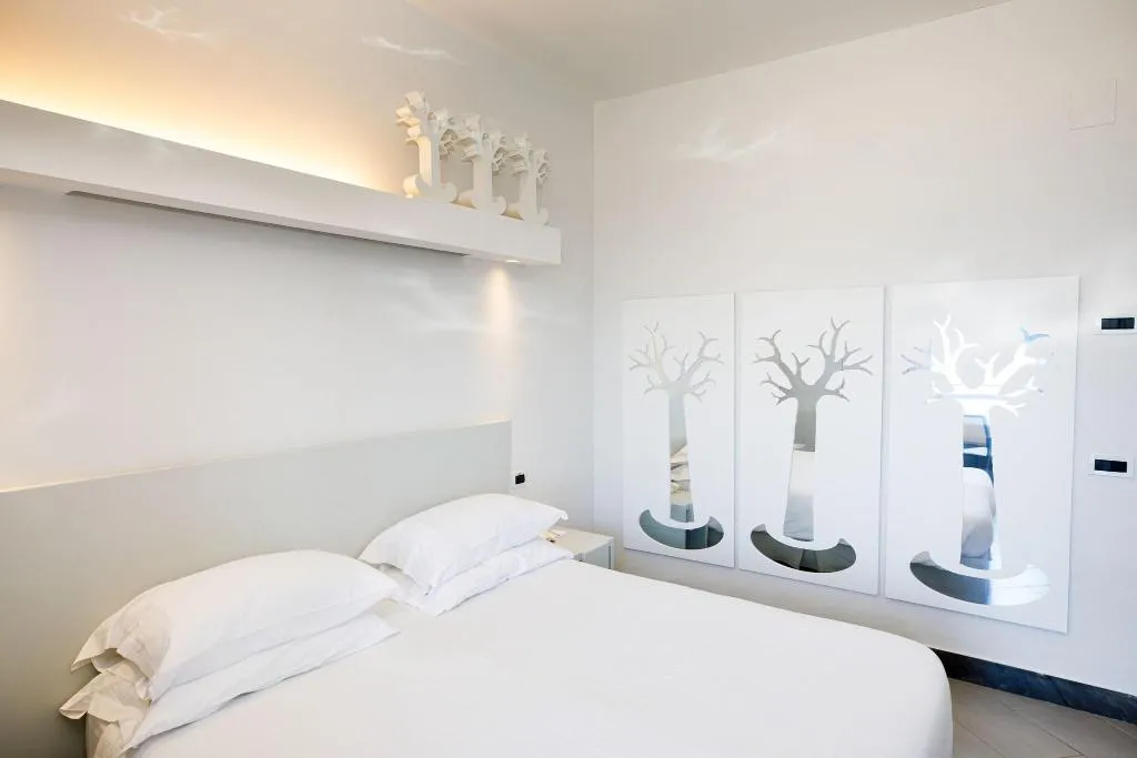 TRIPLE CLASSIC Room, Art Hotel Gran Paradiso, Naples