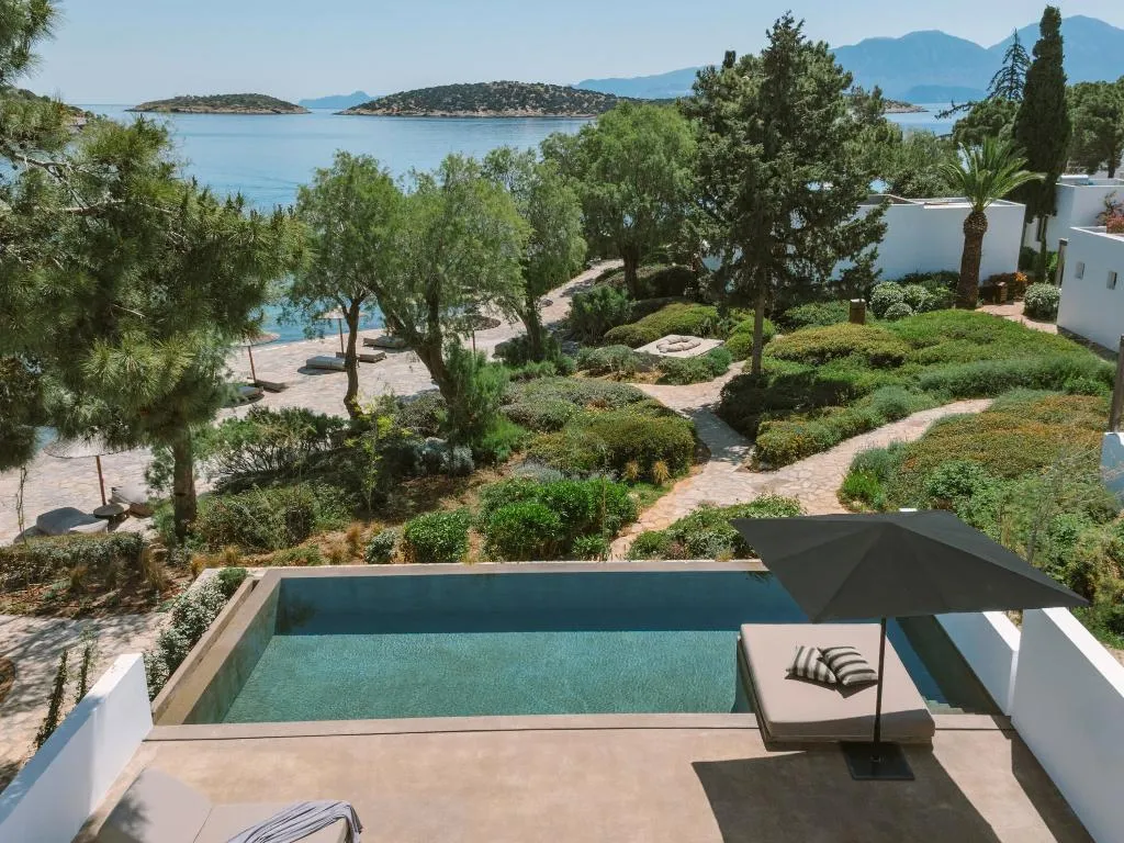 VILLA WITH PRIVATE POOL Room, Minos Beach Art Hotel, a Member of Design Hotels, Crete