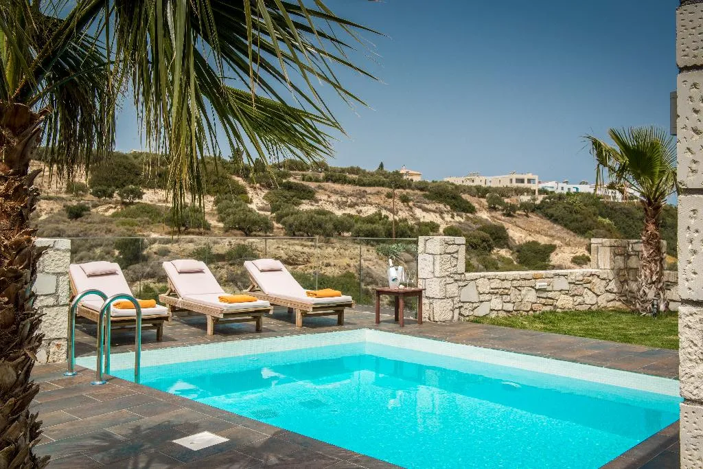 SUITE DELUXE WITH PRIVATE POOL Room, Diamond Village, Crete