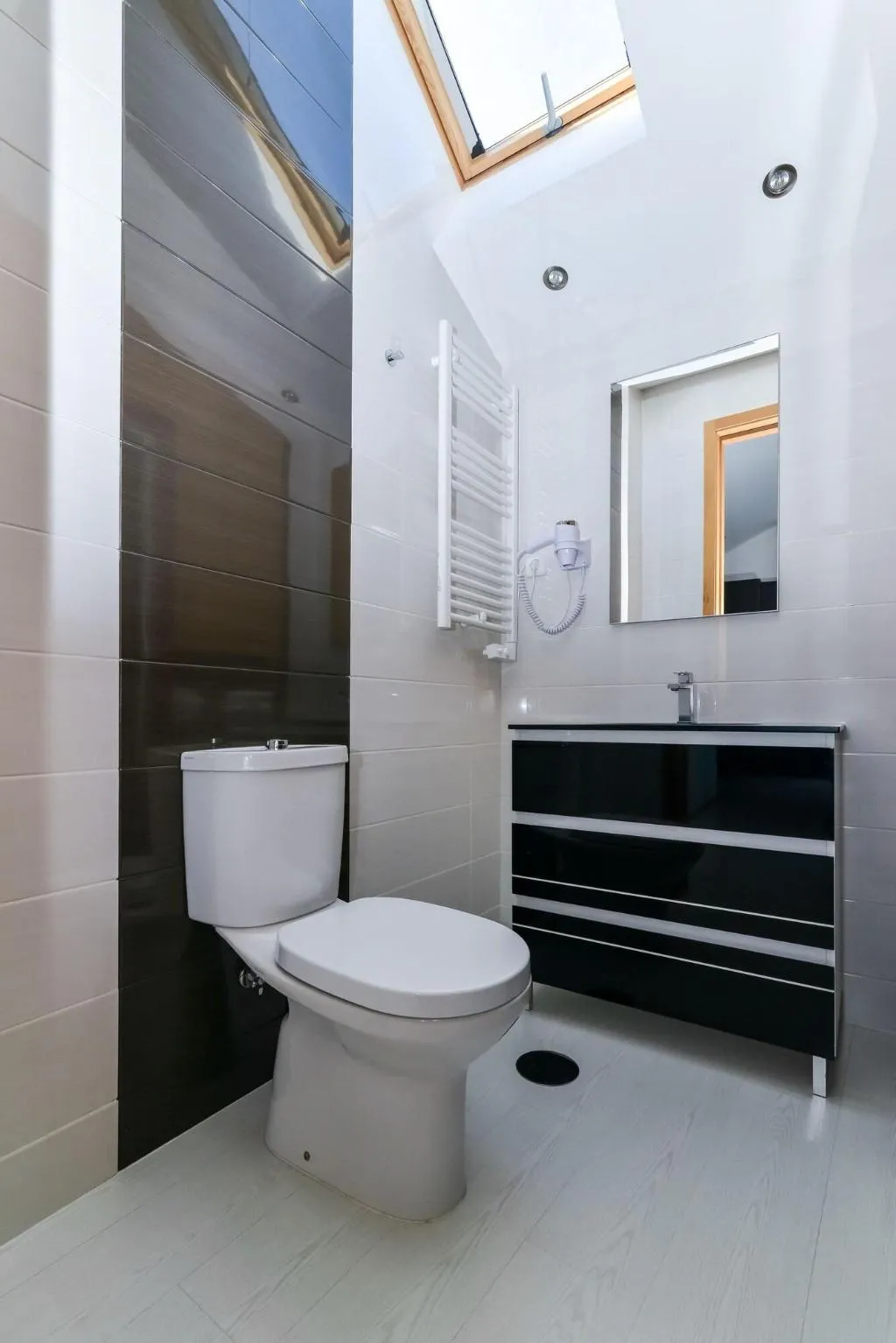 Room, Reis De Gaia, Porto