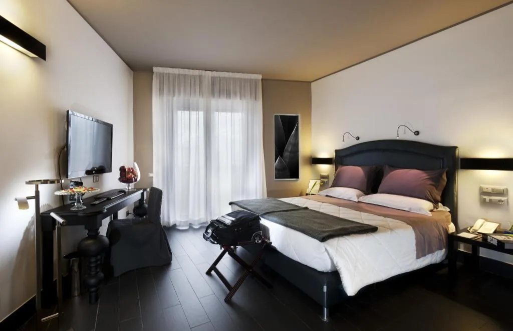 SUITE KING SIZE BED Room, Astoria Palace Hotel, Palermo