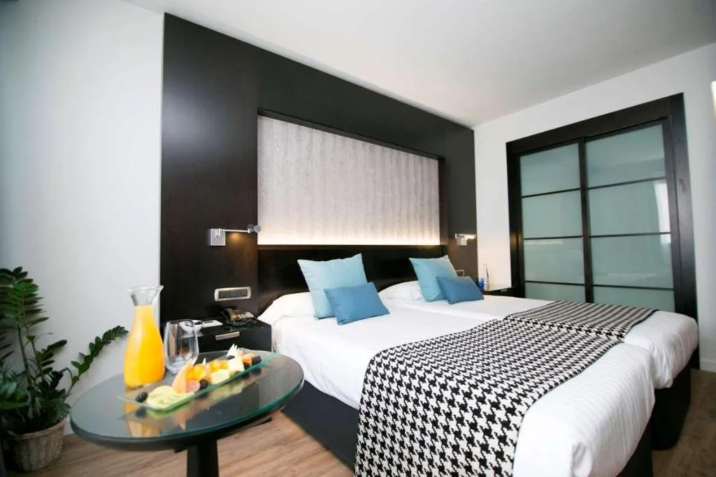 Room, Intelier Rosa, Valencia
