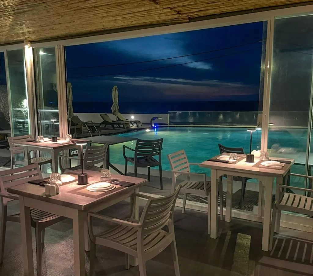 Restaurant, Serenita Luxury Suites, Santorini