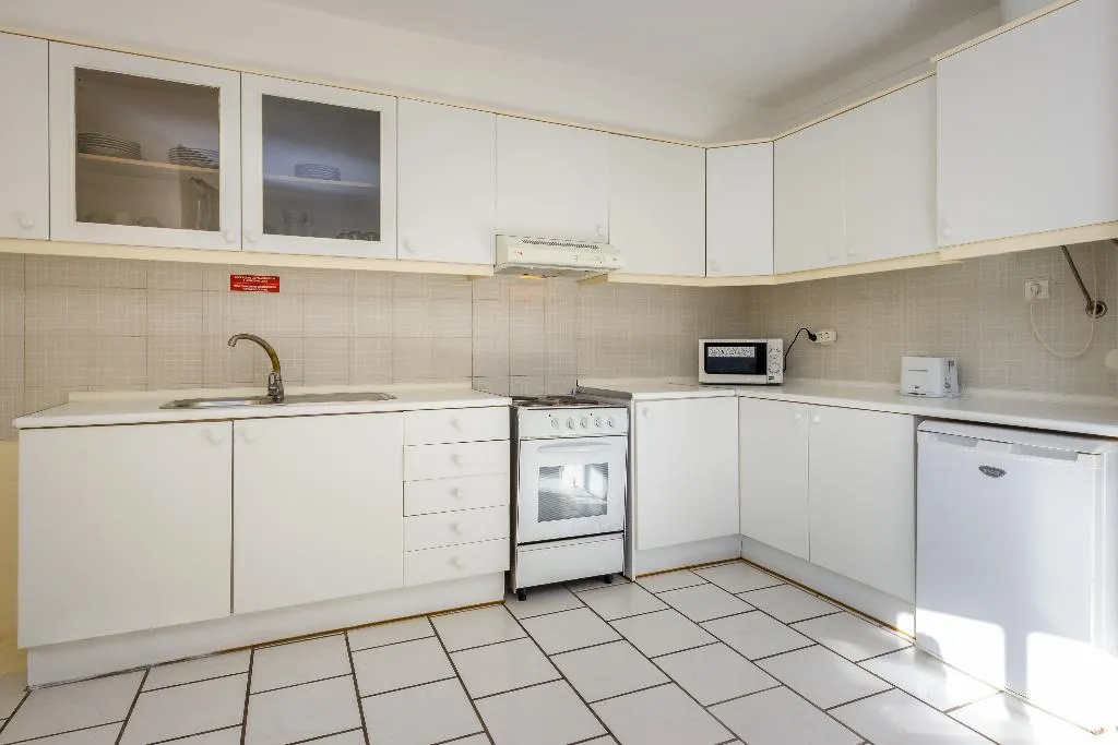 APARTMENT TWO BEDROOMS Room, Ouratlantico, Algarve