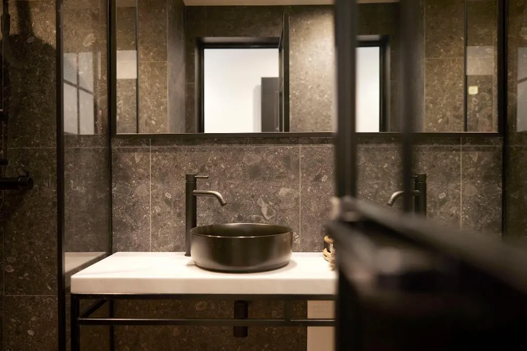DOUBLE GUEST ROOM Room, Anise Aluma Athens, Tapestry Collection by Hilton, Athens