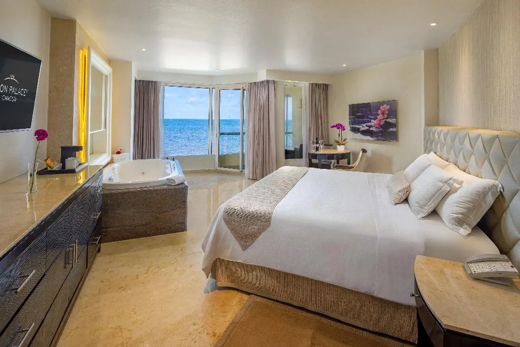 DOUBLE DELUXE OCEAN FRONT Room, Moon Palace Cancún All Inclusive, Cancun Area