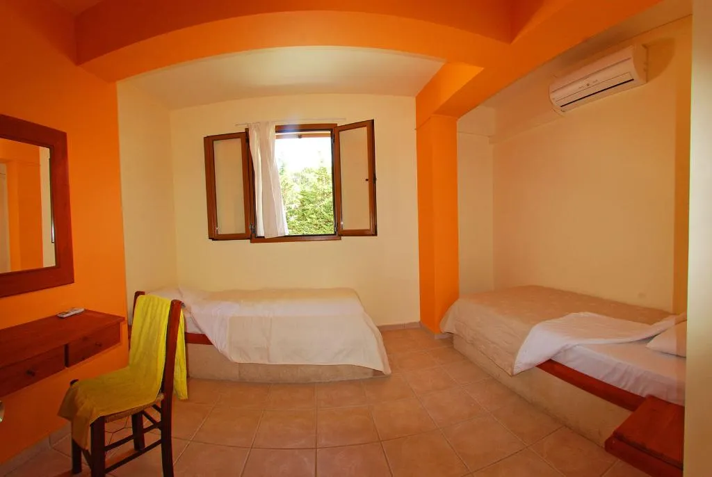STUDIO CAPACITY 5 Room, Agnanti Suites, Kefallinia