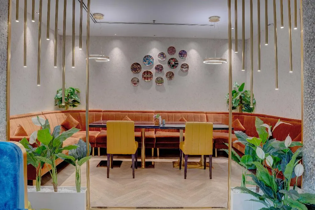 Restaurant, Howard Johnson Plaza by Wyndham Dubai Deira, Dubai