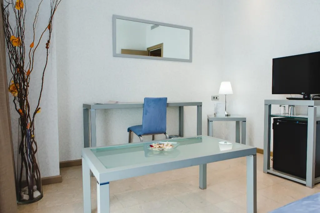 JUNIOR SUITE STANDARD Room, Mas Camarena, Valencia