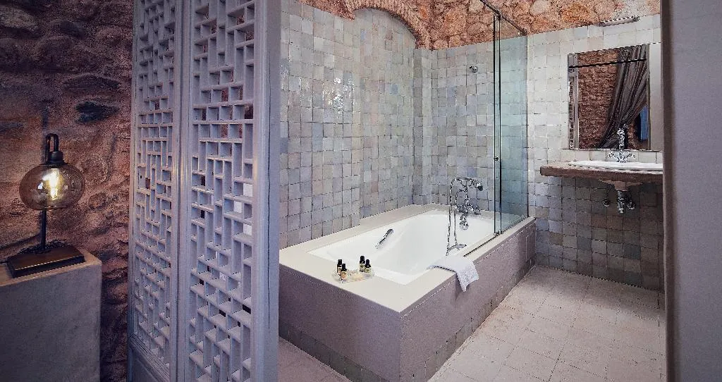 Double or Twin PREMIUM Room, Hotel Castell D'Emporda, Barcelona