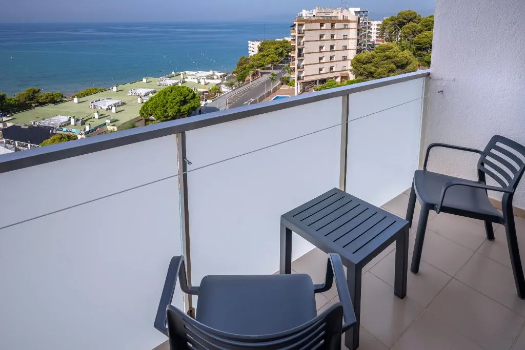 Double or Twin SEA VIEW CAPACITY 3 Room, 4R Salou Park Resort I, Costa Dorada
