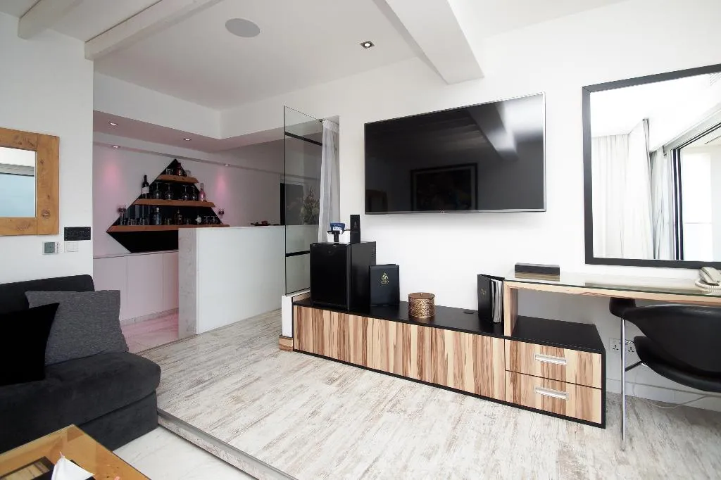 SUITE EXECUTIVE SEA VIEW Room, The Ciao Stelio Deluxe Hotel, Cyprus
