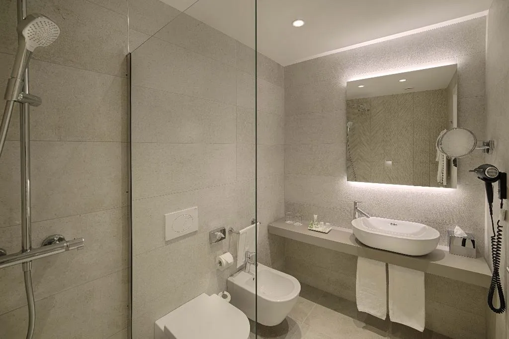 Room, NH Milano Corso Buenos Aires, Milan