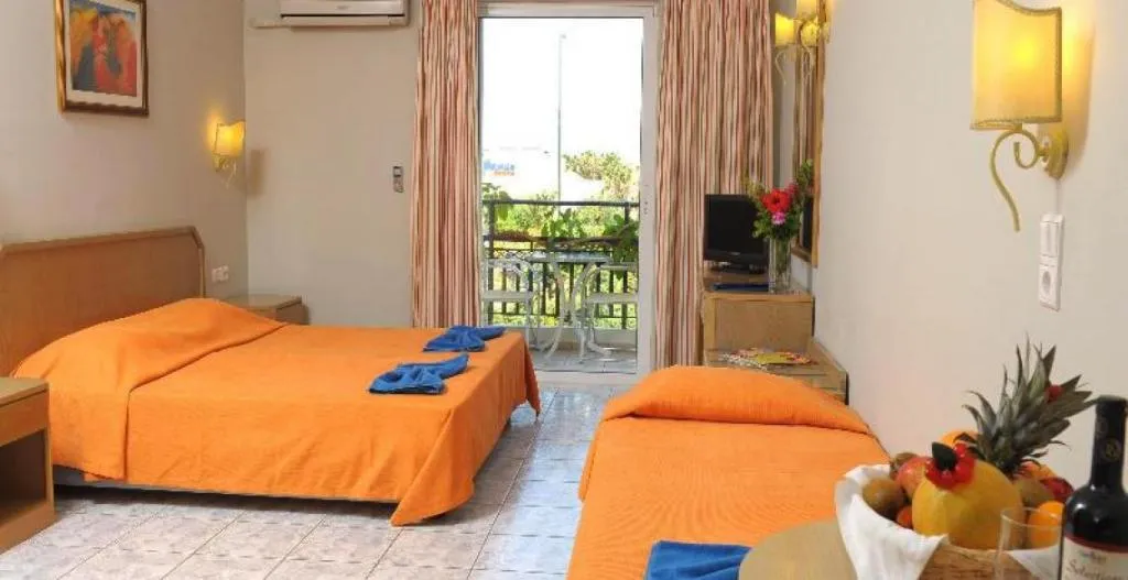 FAMILY ROOM STANDARD Room, Vantaris Corner, Crete