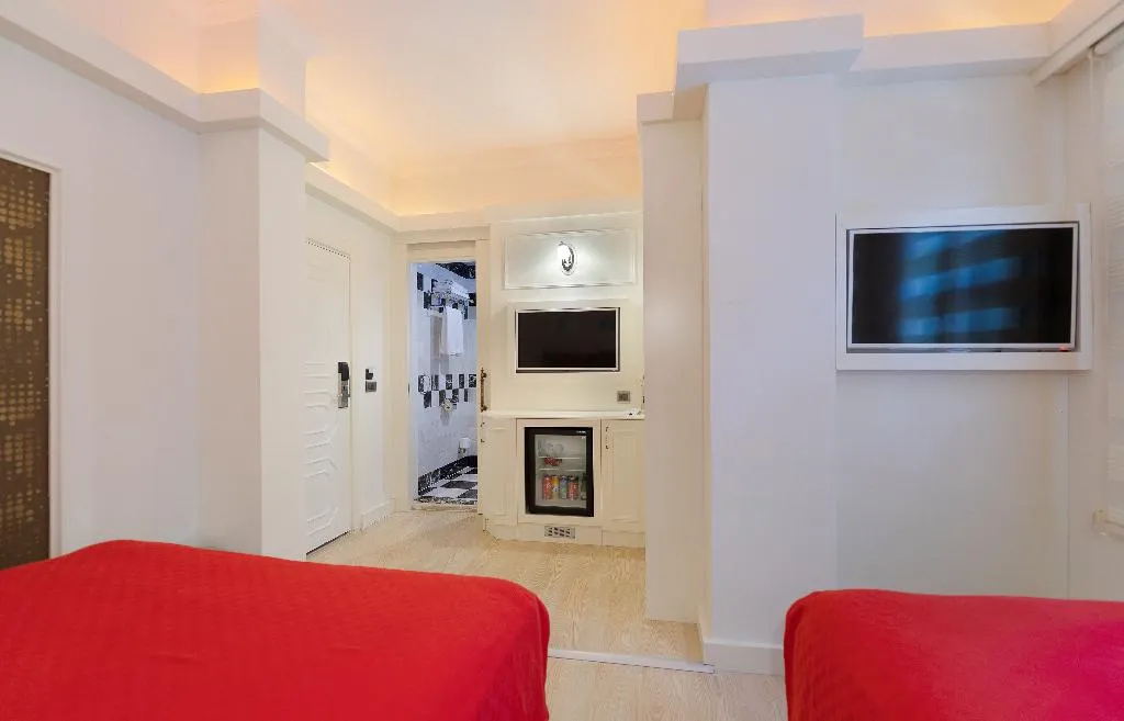 TRIPLE STANDARD Room, Castle Old Town Hotel, Antalya