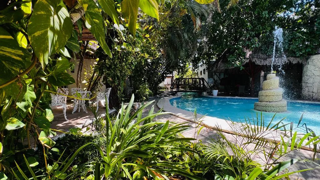 General view, Mayan Art 10 Avenue, Playa Del Carmen