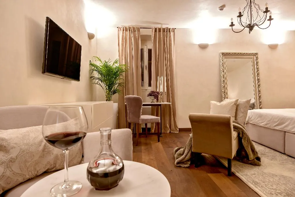 DOUBLE DELUXE GARDEN VIEW Room, Puteus Palace Heritage hotel, Split