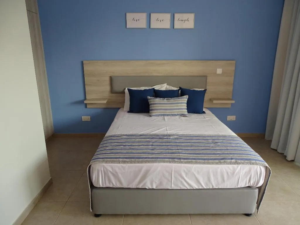 Double or Twin DELUXE WITH BALCONY Room, Proteas Mare Suites, Cyprus
