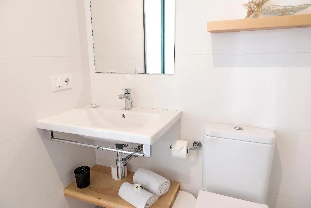 APARTMENT ONE BEDROOM WITH AIR CONDITIONING Room, Las Brisas I & II, Menorca