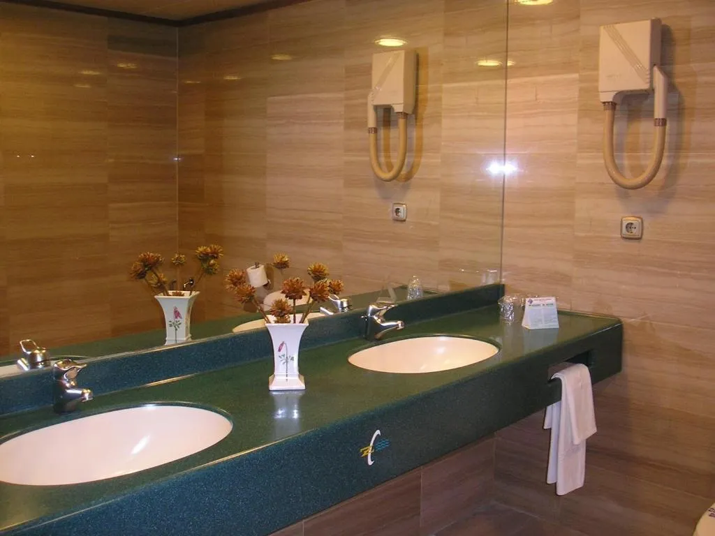 JUNIOR SUITE CAPACITY 3 Room, Zentral Center - Adults Only, Tenerife