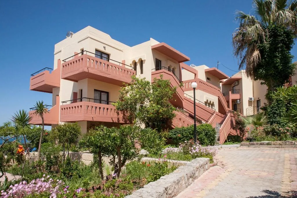 Lobby, Ekavi, Crete