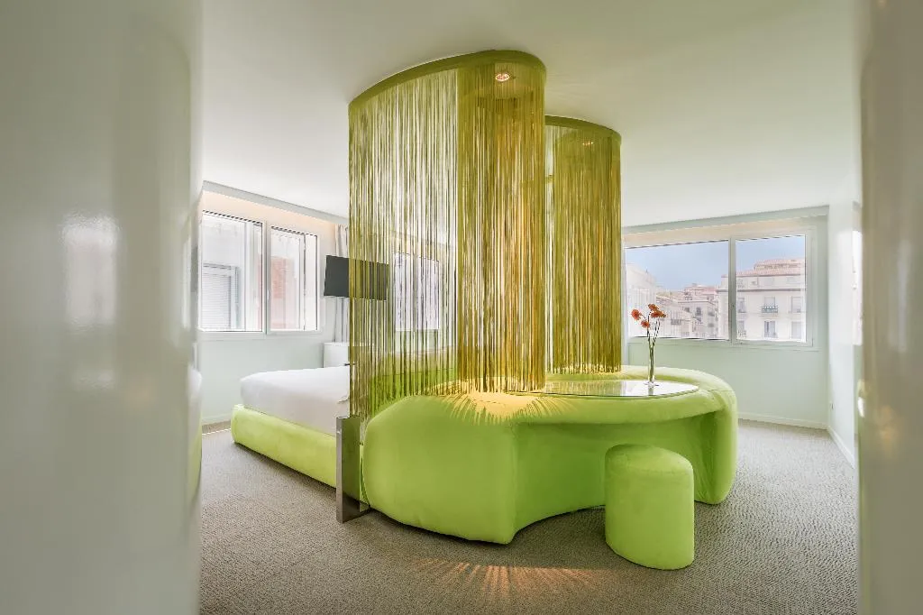JUNIOR SUITE CAPACITY 1 Room, Room Mate Oscar, Madrid, Madrid