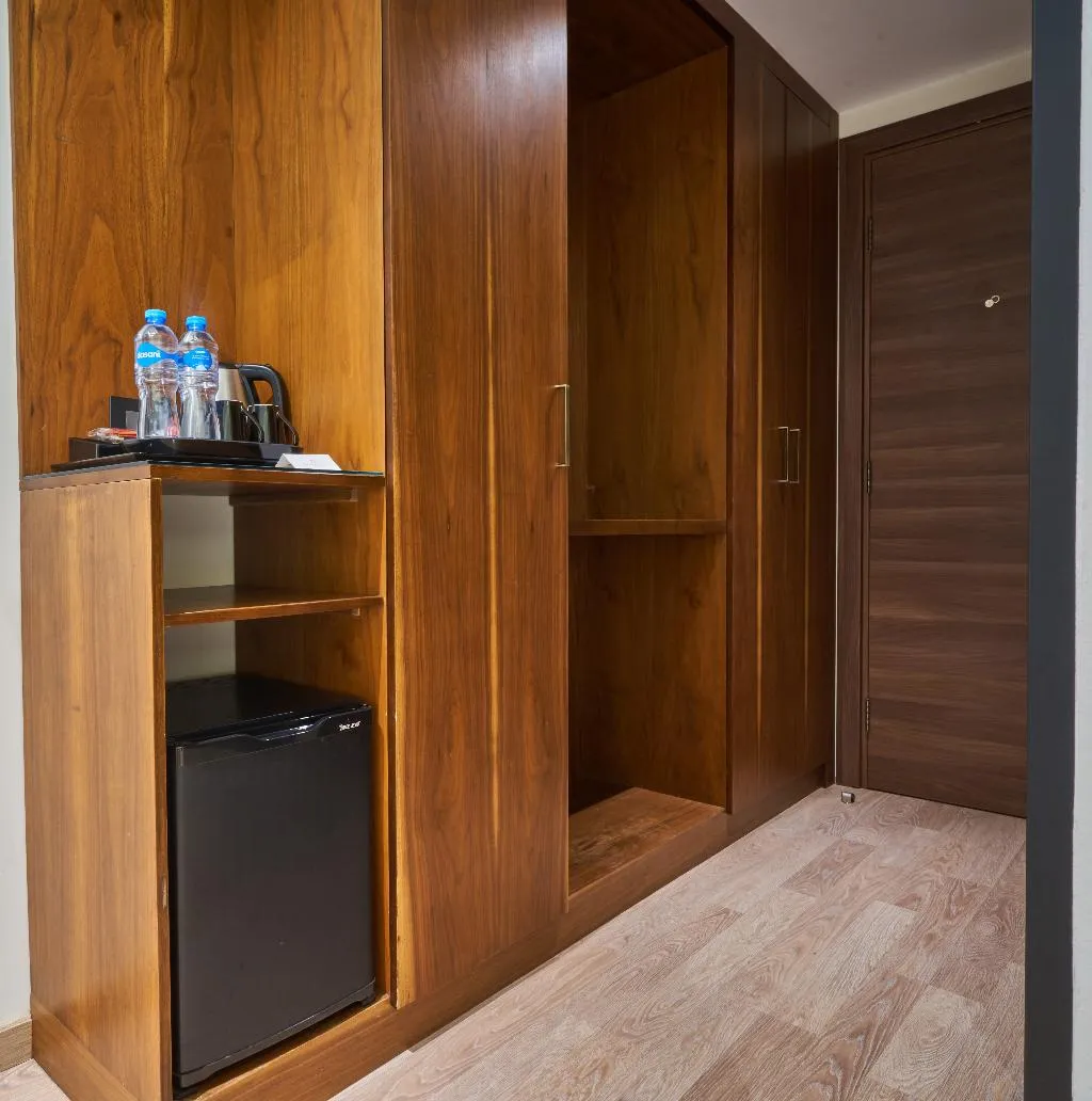 SINGLE DELUXE Room, The President Hotel Cairo, Cairo
