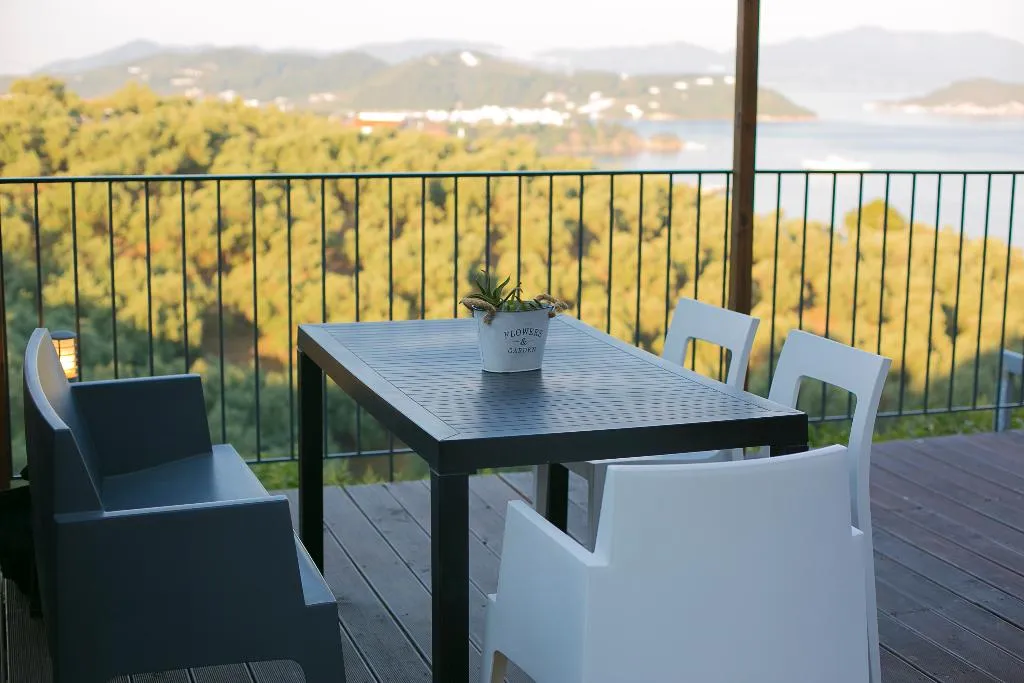 VILLA THREE BEDROOMS WITH PRIVATE POOL Room, Skiathos Gea Villas, Skiathos