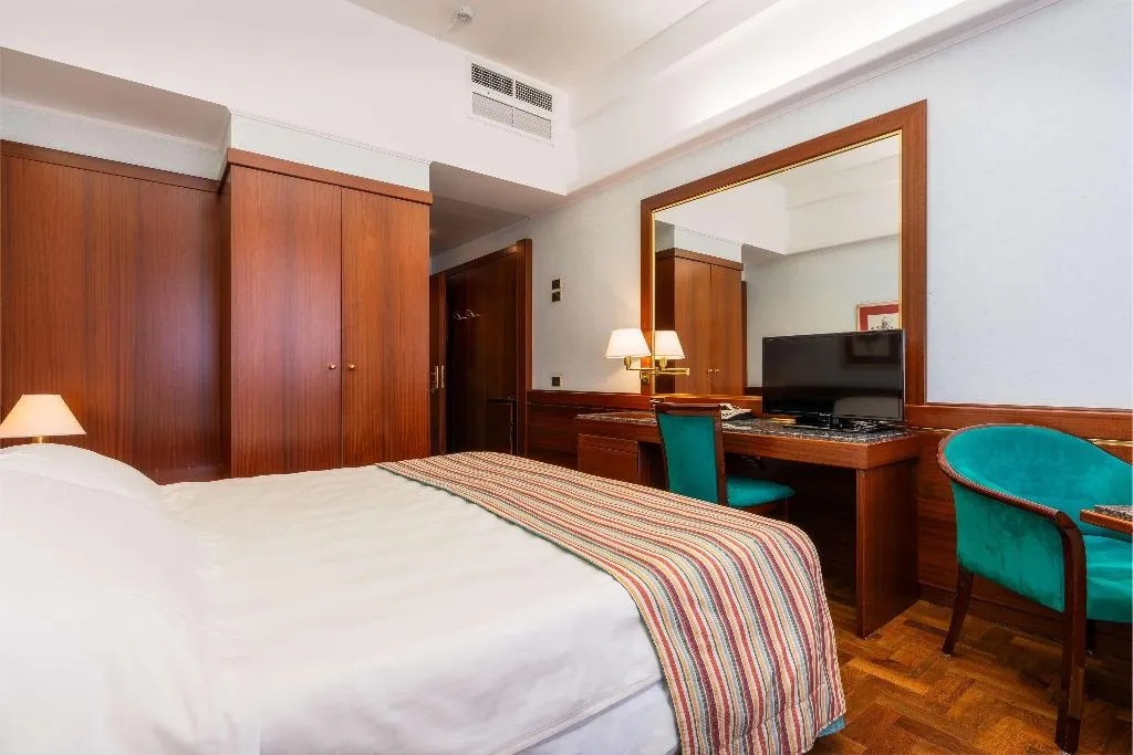Room, Hotel Crivi's, Milan