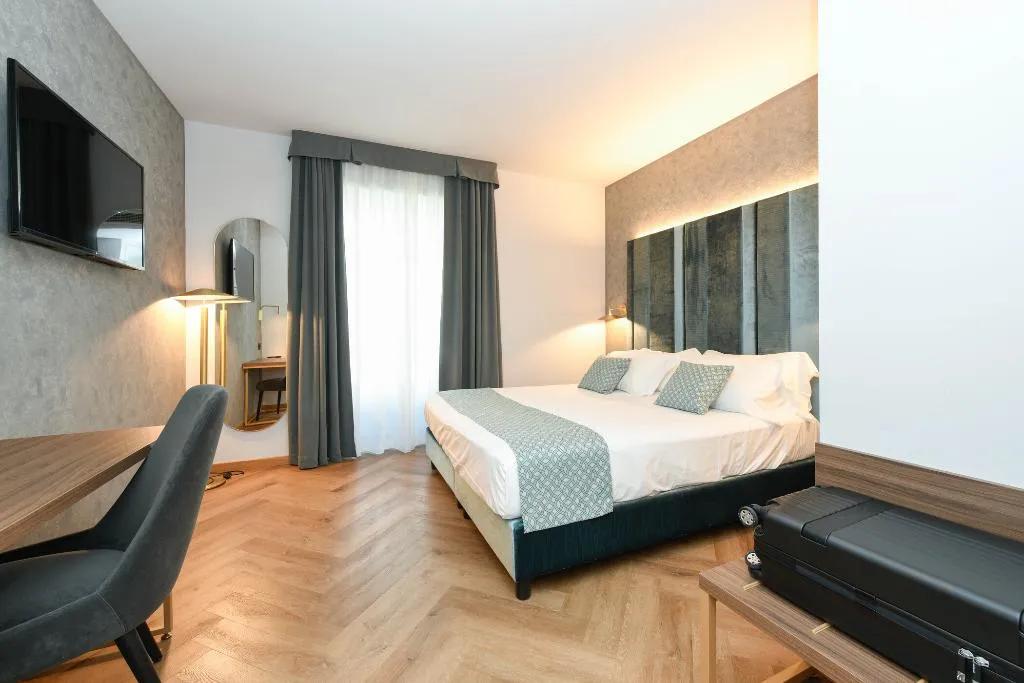 DOUBLE SUPERIOR Room, Palazzo Santo Spirito, Milan