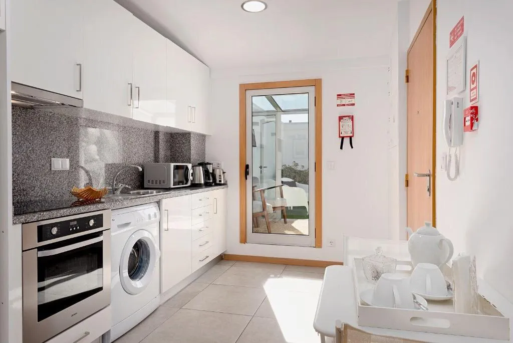 Room, Oporto Stories Apartments - Santa Catarina, 219, Porto