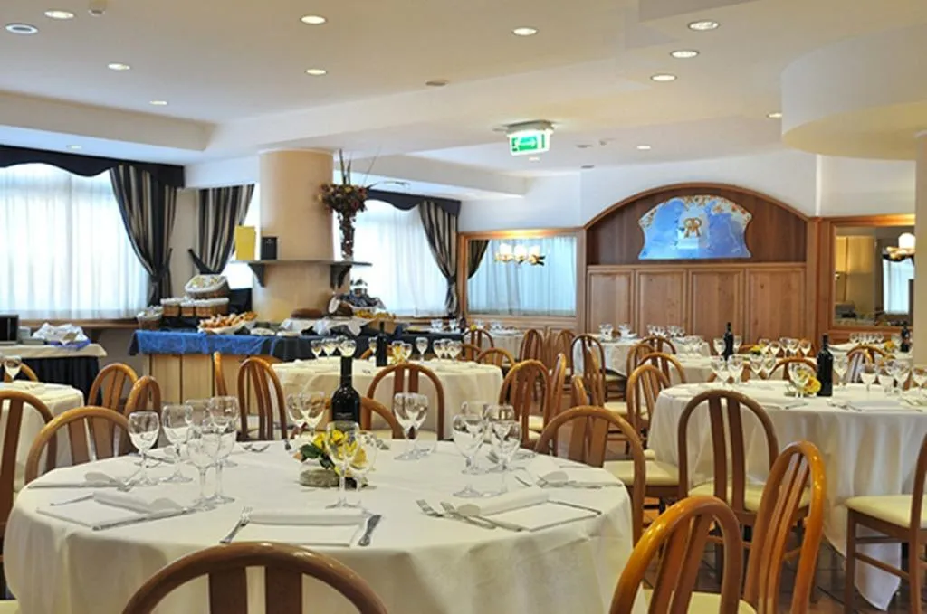 Restaurant, Pineta Palace, Rome