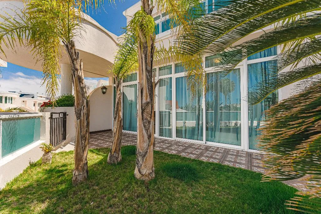 SUITE TWO BEDROOMS WITH PRIVATE POOL Room, Flamingo suite boutique hotel, Tenerife