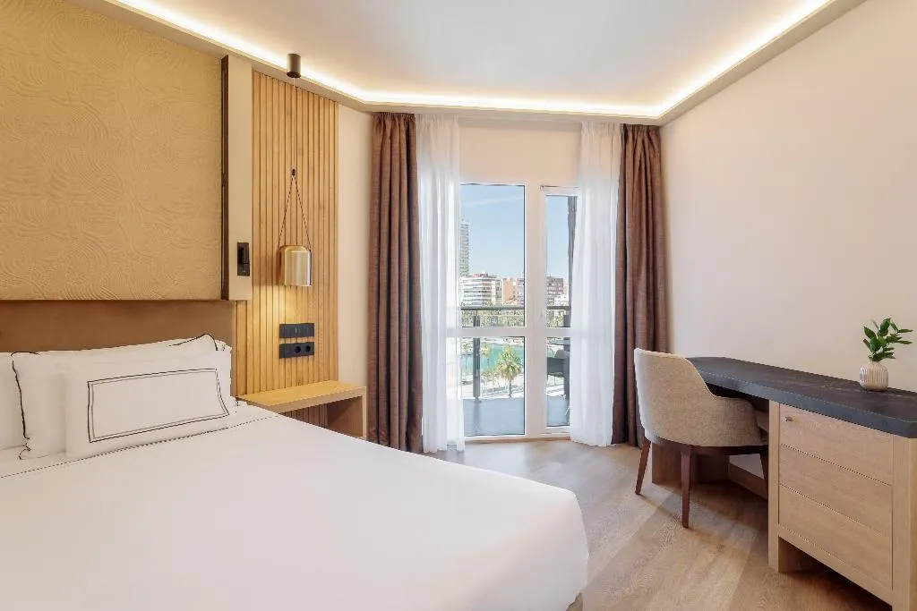 Room PREMIUM Room, Melia Alicante, Costa Blanca