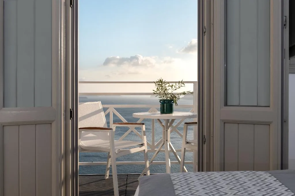 JUNIOR SUITE WITH DOUBLE BED Room, Caldera Premium Villas, Santorini