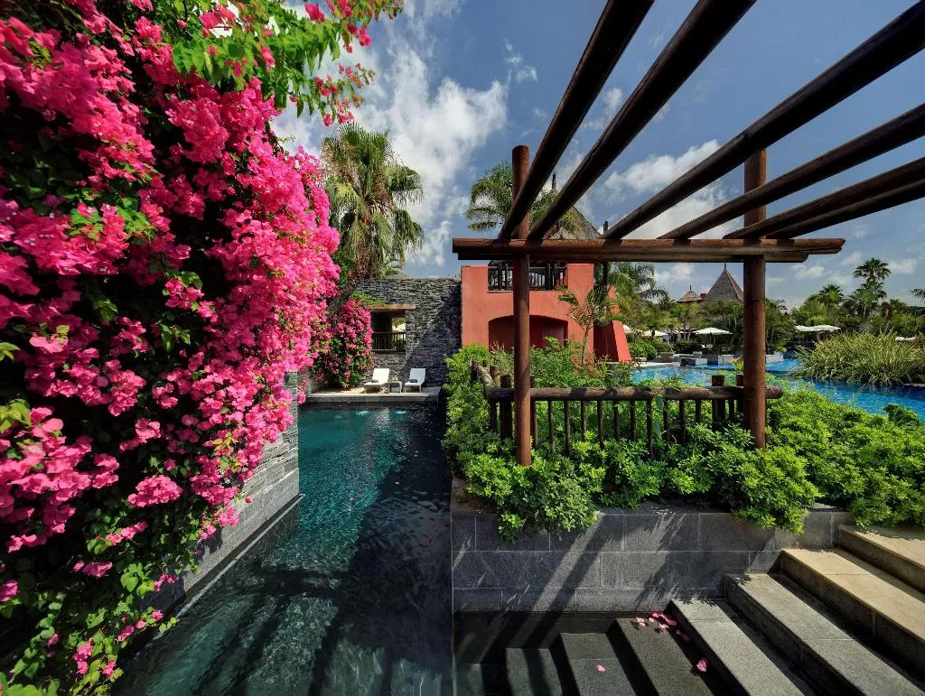Pool, Asia Gardens Hotel & Thai Spa, a Royal Hideaway Ho, Costa Blanca