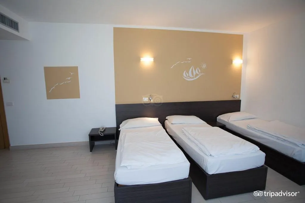 Room, Ca' del Moro, Venice