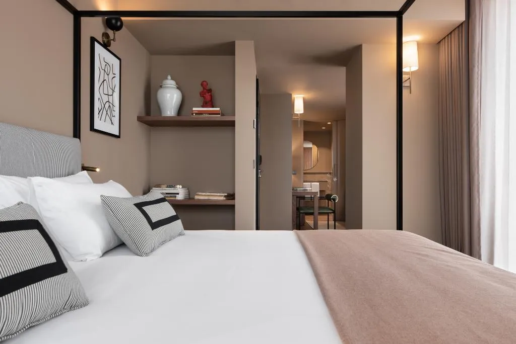 JUNIOR SUITE STANDARD Room, Dorma Essenzia Porto, Porto