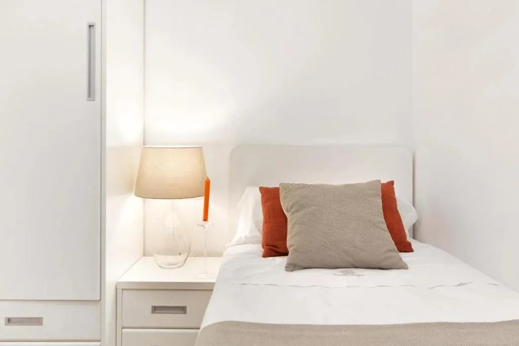 APARTMENT TWO BEDROOMS Room, Mercedes Heritage Apartments, Barcelona