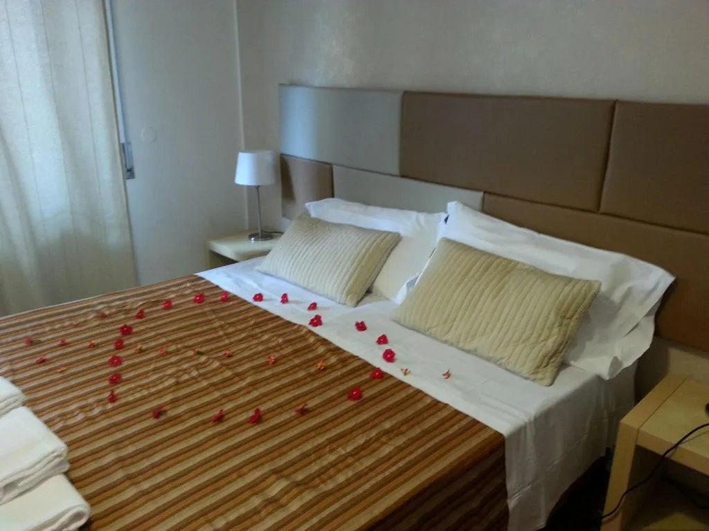 Room, Appia Avenue 639, Naples