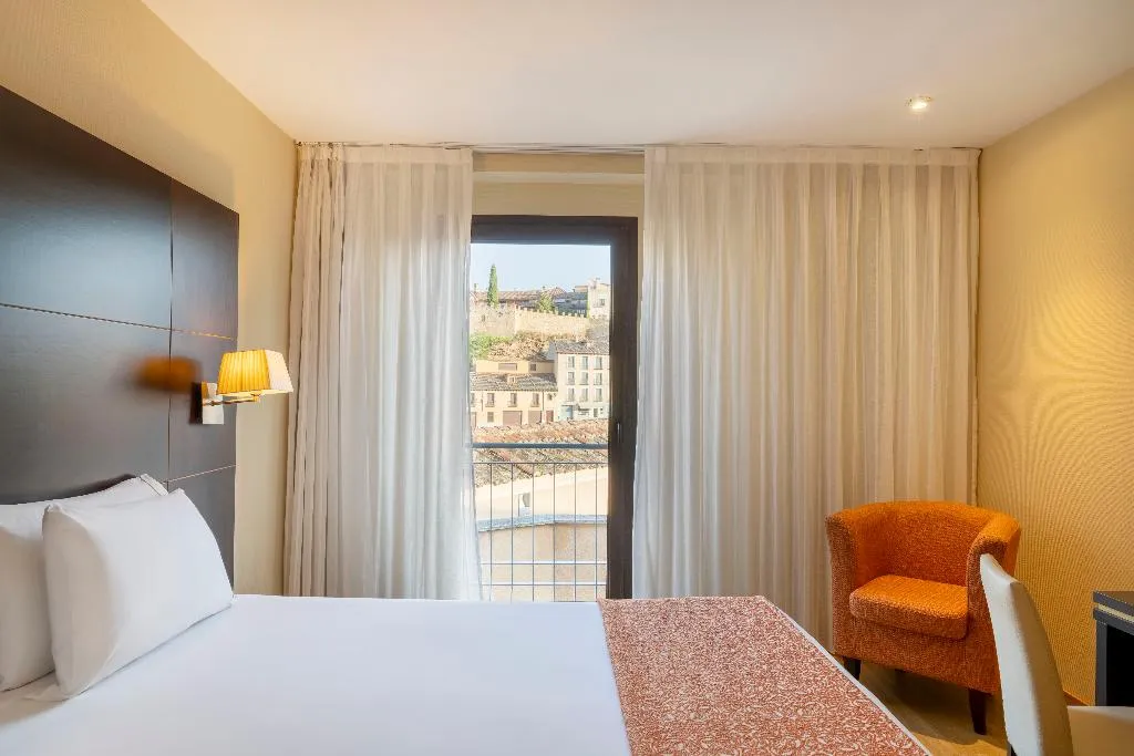 Double or Twin CITY VIEW Room, Eurostars Plaza Acueducto, Madrid