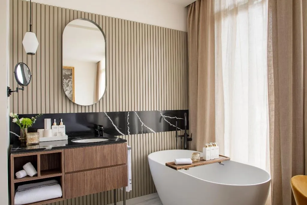 DOUBLE DELUXE Room, Casa de las Artes, member of Melia Collection, Madrid