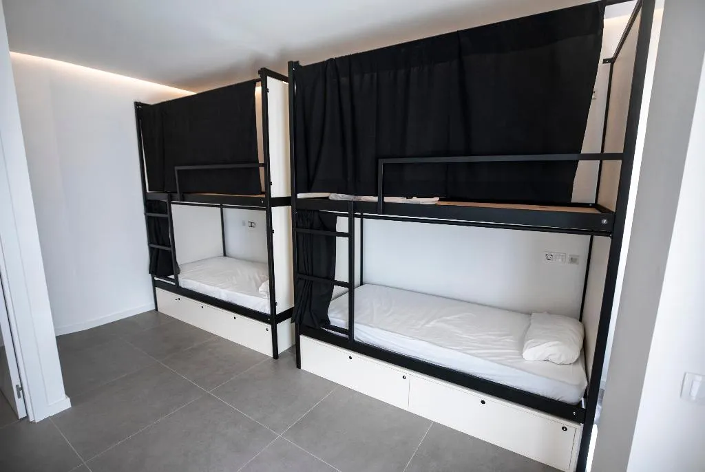 Bed in dormitory STANDARD Room, MYD Madriz Hostel, Madrid